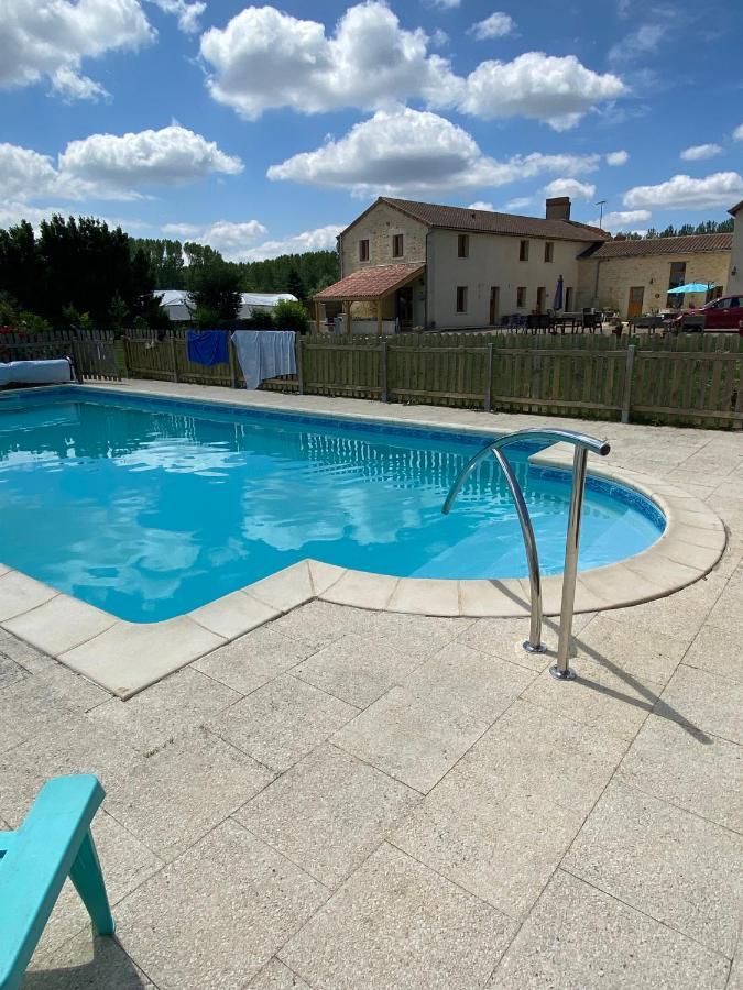 Loire Escapes - Maison D'Hibou Berrie Екстериор снимка